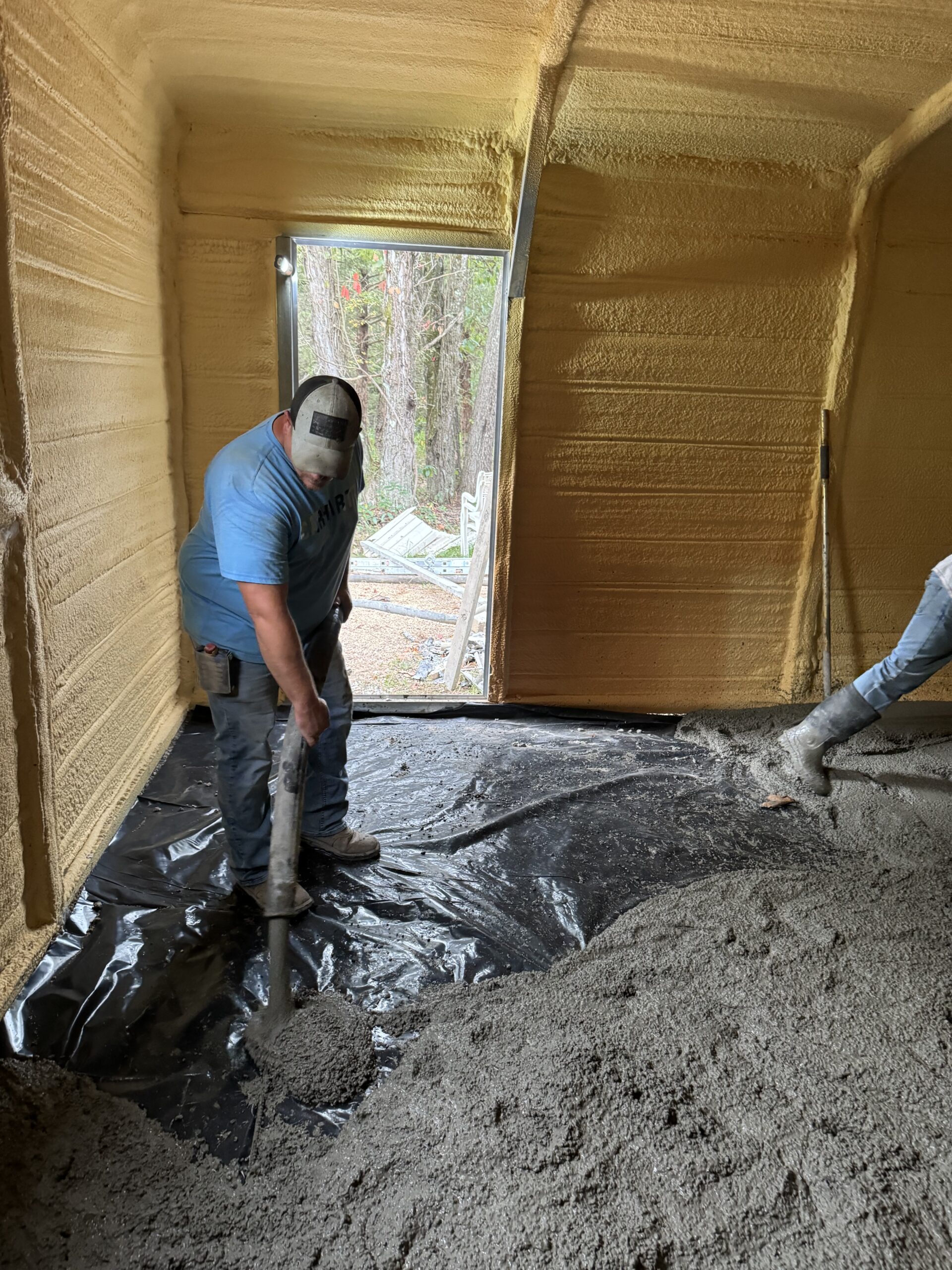 Concrete slab pour