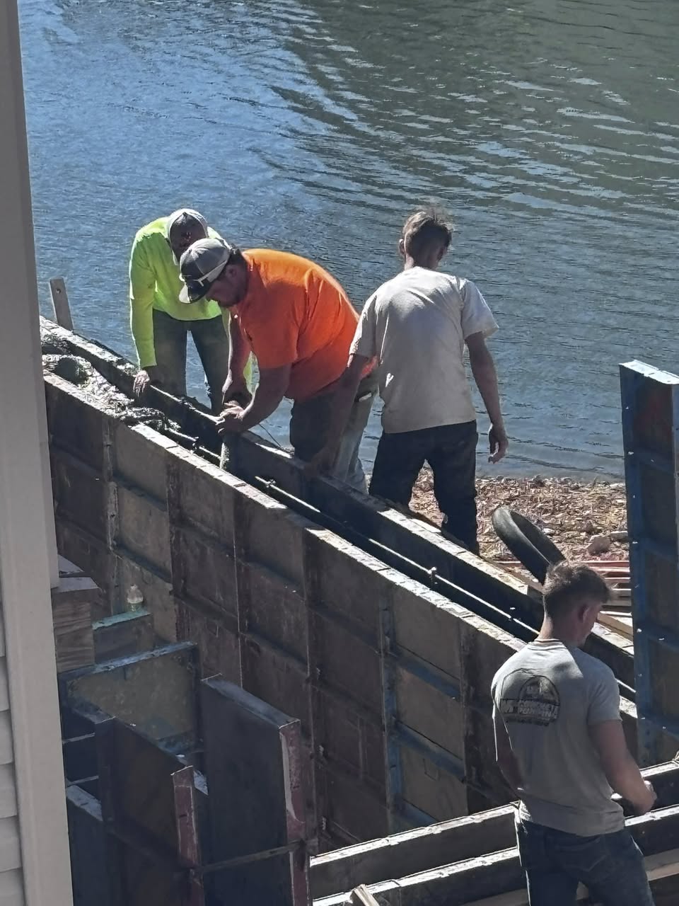 Lakefront Seawall Pour